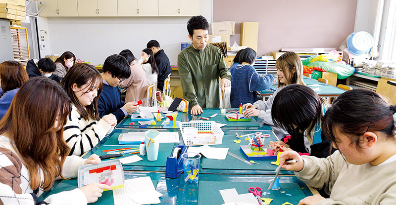 子ども学類