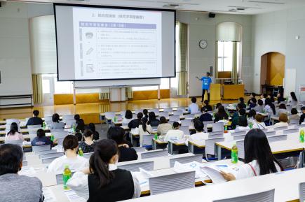 大学紹介・入試説明の様子