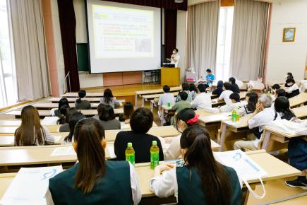 学類紹介の様子