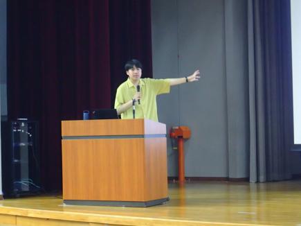 佐藤風雅先生（卒業生）