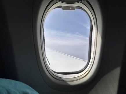 韓国に向かう飛行機から見た空