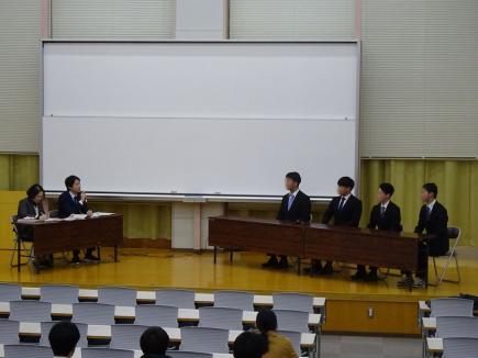 代表学生による質疑応答