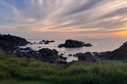 種差海岸の日の出