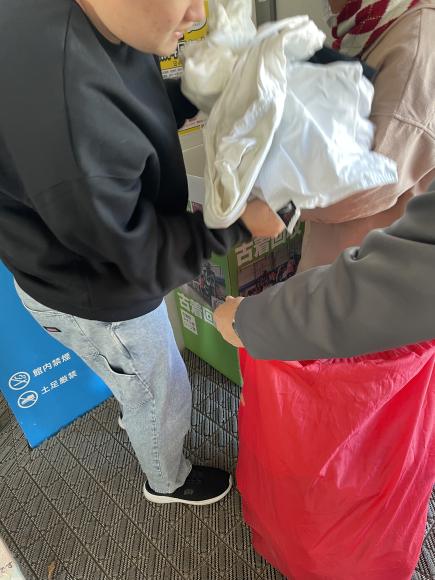 学生会館の回収の様子