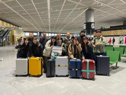 成田空港にて