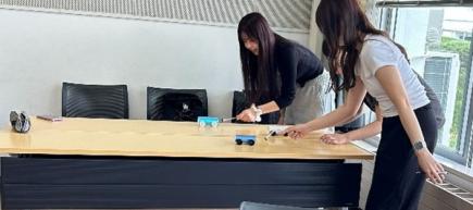 「マグネットカー」の大レース！