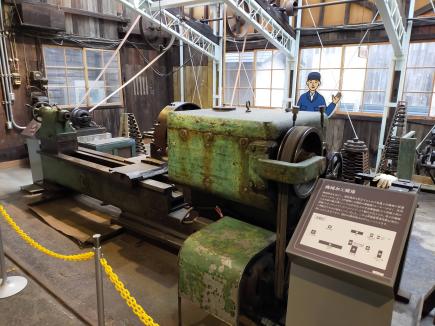 大正時代の旋盤機械