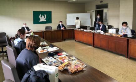 大衡村産業振興課・加賀屋社長との検討会 (同日 大衡村役場)